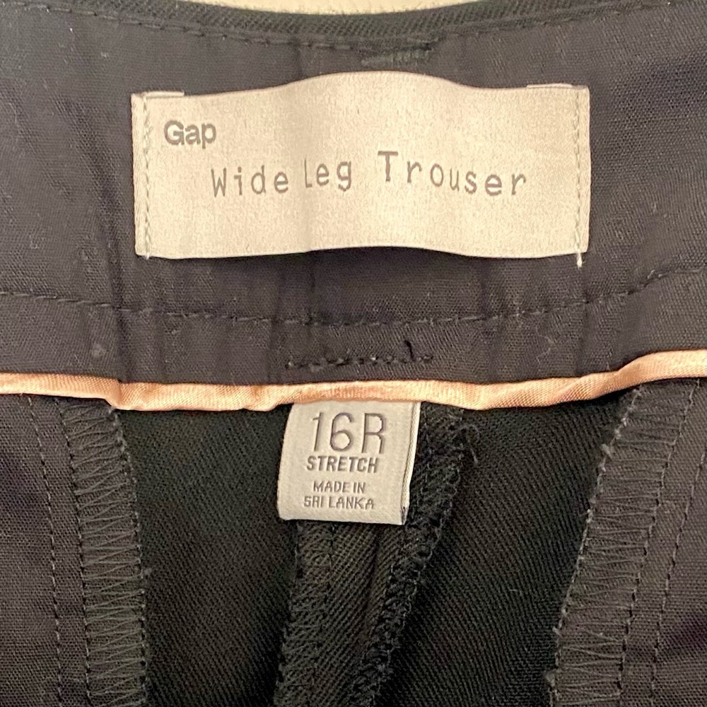 NWT GAP wide leg black size 16 pants. - Picture 3 of 6